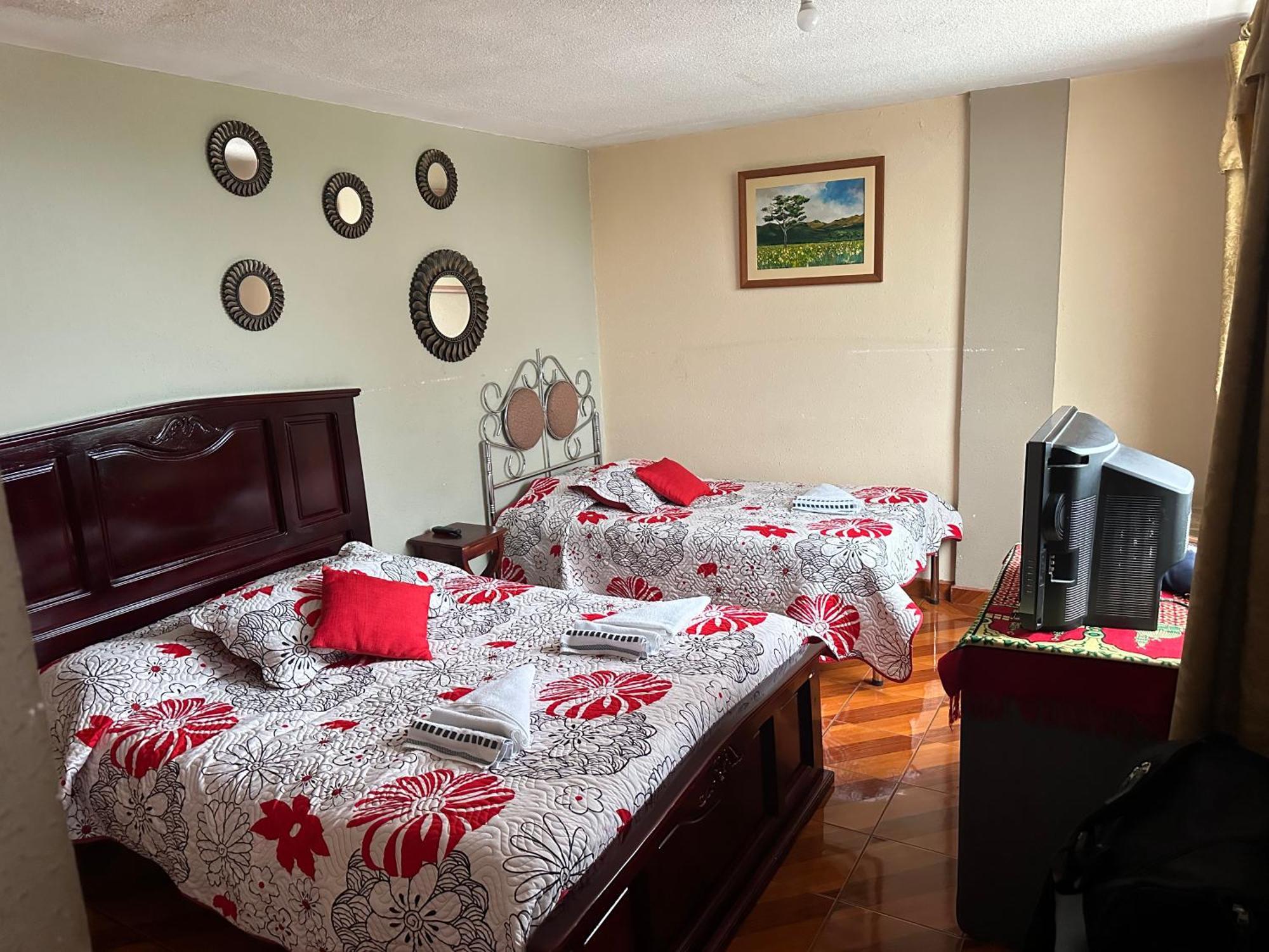 Hostal Jora Continental Cotacachi Εξωτερικό φωτογραφία