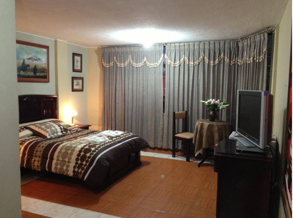 Hostal Jora Continental Cotacachi Δωμάτιο φωτογραφία