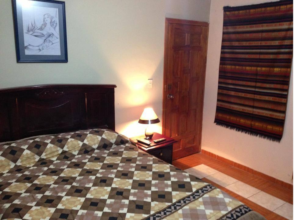 Hostal Jora Continental Cotacachi Δωμάτιο φωτογραφία