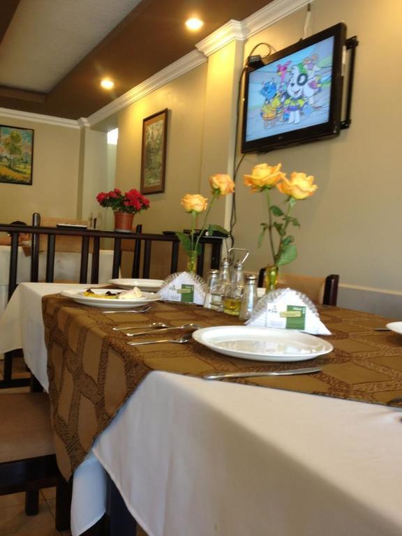 Hostal Jora Continental Cotacachi Εξωτερικό φωτογραφία