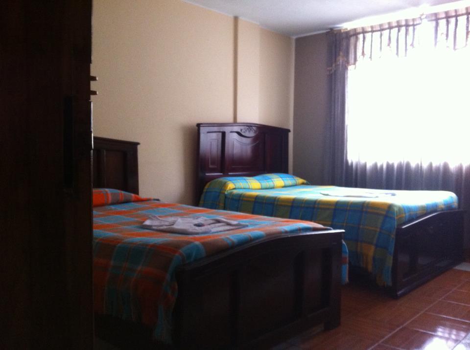 Hostal Jora Continental Cotacachi Δωμάτιο φωτογραφία